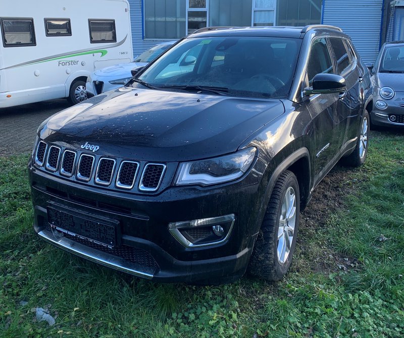 Es ist die Reise,die zählt.Nicht das Ziel. Jeep Compass Limited FWD